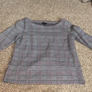 Talbots Black & White Houndstooth Boatneck Top with Red Check MP